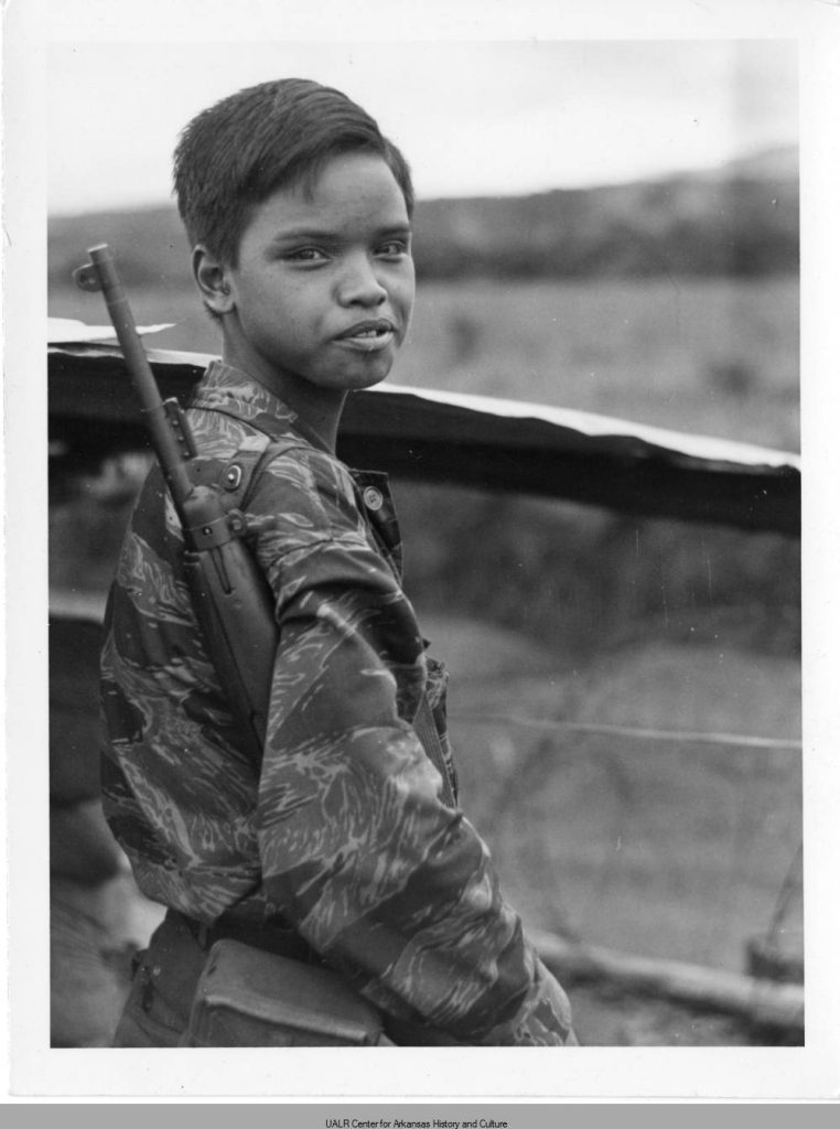 Dat Nguyen Family Between Childhood and Conflict: The Vietnamese Refugee Child Experience ...